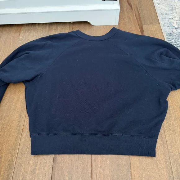 Old Navy Sweatshirt - Picture 7 of 7